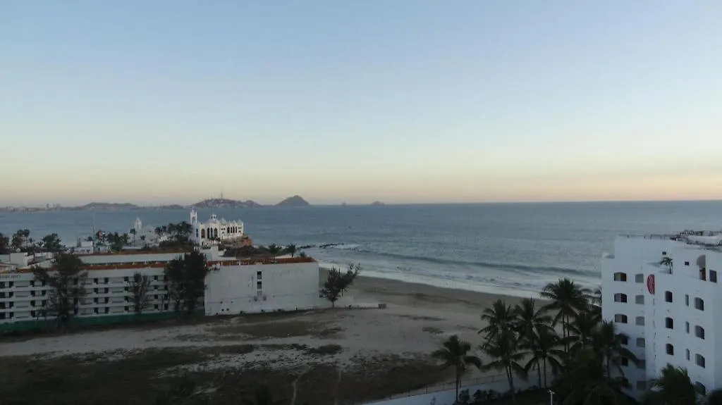 **  Hotel Playa Bonita Mazatlán Mexico